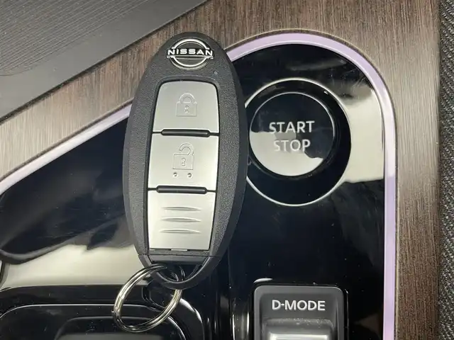 日産 オーラ G レザーエディション 茨城県 2022(令4)年 6.1万km オーロラフレアブルーパール NissanConnect　9型ナビ/全方位カメラ/フルセグ/BOSEパーソナルプラスサウンドシステム/デジタルインナーミラー/置くだけ充電/プロパイロット/衝突被害軽減ブレーキ/車線逸脱抑制装置/オートマチックハイビーム/ソナー/BSW/ETC2.0/ドラレコ/レザーシート/シートヒーター/純正17インチAW/LEDヘッドライト/スマートキー