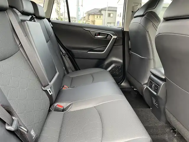 トヨタ ＲＡＶ４ アドベンチャー オフロードPKGⅡ 石川県 2023(令5)年 1.1万km グレーメタリック 4WD/トヨタセーフティセンス/純正10.5型ナビ/フルセグTV/バックカメラ/LEDヘッドライト/ETC/パワーバックドア/純正アルミホイール/レザーシート/シートヒーター/ハンドルヒーター/レーダークルーズコントロール/スマートキー/プッシュスタート/電動ミラー/保証書