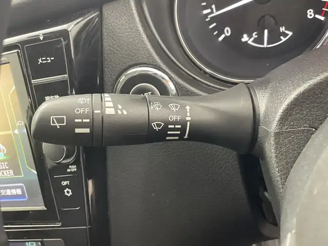 日産 エクストレイル 20X 群馬県 2018(平30)年 5.6万km ブリリアントホワイトパール 純正９型ナビ　純正１１型後席モニター　全周囲カメラ　アダプティブクルーズコントロール　ブラインドスポットモニター　電動リアドア　衝突被害軽減ブレーキ　インテリジェントルームミラー　ＥＴＣ　禁煙車