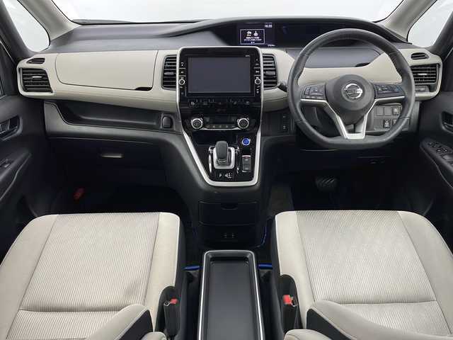 日産 セレナ 新潟県 2018(平30)年 5.8万km ミントホワイトP 純正メモリナビ/（ＢＴ/FM/AM/BR/DVD/フルセグTV)/アラウンドビューモニター/ステアリングスイッチ/ステアリングヒーター/プロパイロット/シートヒーター/デジタルインナーミラー/フリップダウンモニター/両側パワースライドドア/ドライブレコーダー/純正LEDヘッドライト/ドアバイザー/電格ミラー/ウィンカーミラー/ETC/取扱説明書/保証書