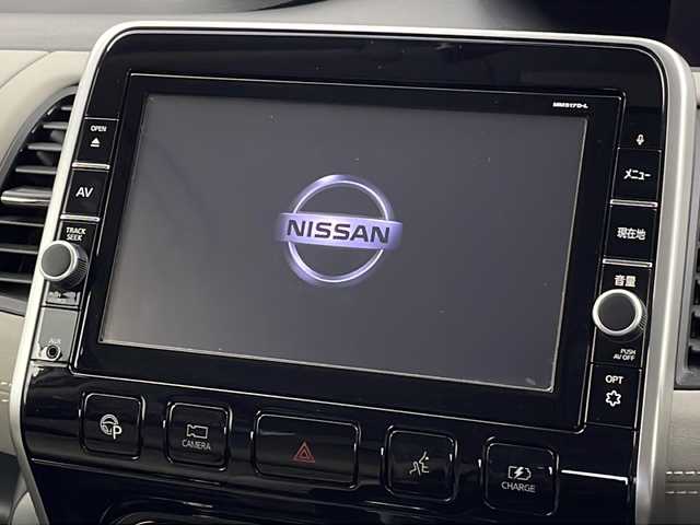 日産 セレナ 新潟県 2018(平30)年 5.8万km ミントホワイトP 純正メモリナビ/（ＢＴ/FM/AM/BR/DVD/フルセグTV)/アラウンドビューモニター/ステアリングスイッチ/ステアリングヒーター/プロパイロット/シートヒーター/デジタルインナーミラー/フリップダウンモニター/両側パワースライドドア/ドライブレコーダー/純正LEDヘッドライト/ドアバイザー/電格ミラー/ウィンカーミラー/ETC/取扱説明書/保証書