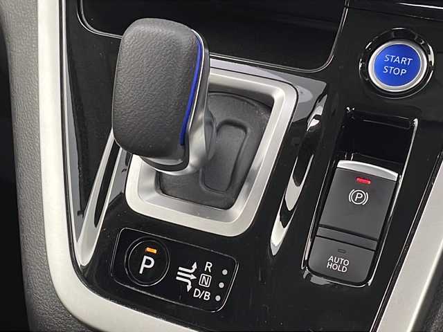 日産 セレナ 新潟県 2018(平30)年 5.8万km ミントホワイトP 純正メモリナビ/（ＢＴ/FM/AM/BR/DVD/フルセグTV)/アラウンドビューモニター/ステアリングスイッチ/ステアリングヒーター/プロパイロット/シートヒーター/デジタルインナーミラー/フリップダウンモニター/両側パワースライドドア/ドライブレコーダー/純正LEDヘッドライト/ドアバイザー/電格ミラー/ウィンカーミラー/ETC/取扱説明書/保証書