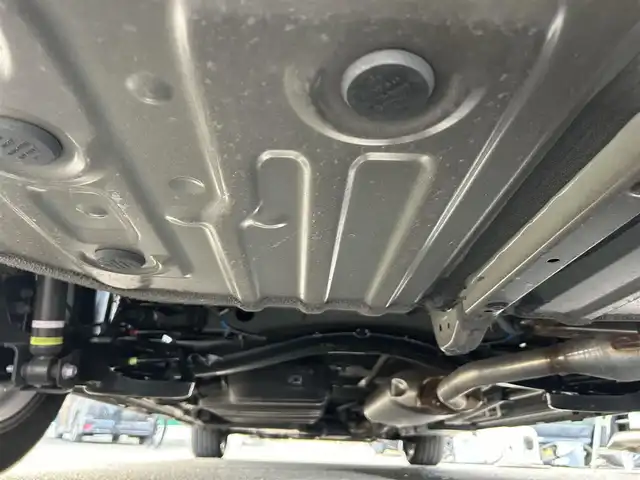 トヨタ ヴォクシー S－Z 宮城県 2024(令6)年 1.7万km アティチュードブラックマイカ ディスプレイオーディオプラス/・車載メモリーナビ/・DVD/CD/・AM/FM/・地デジTV/・12スピーカー/・USB入力/・HDMI入力/・AppleCarPlay/AndroidAuto/・先読みエコドライブ/・ETC2.0ユニット/プロジェクター式LEDヘッドランプ/・アダプティブハイビームシステム/＝＝＝/セーフティセンス/・プリクラッシュセーフティ/・レーントレーシングアシスト/・レーンディパーチャーアラート/・レーダークルーズコントロール/・オートマチックハイビーム/・ロードサインアシスト/・ドライバー異常時対応システム/・プロアクティブドライビングアシスト/・発進遅れ告知機能/パーキングサポートブレーキ（前後方静止物）/純正13インチ後席フリップダウンモニター/両側パワースライドドア/AC100V/革巻きステアリング/ステアリングスイッチ/電動パーキングブレーキ/ブレーキホールド/スマートキー＆プッシュスタート/電動格納ミラー/純正17インチアルミホイール/W//サイド/カーテンエアバッグ