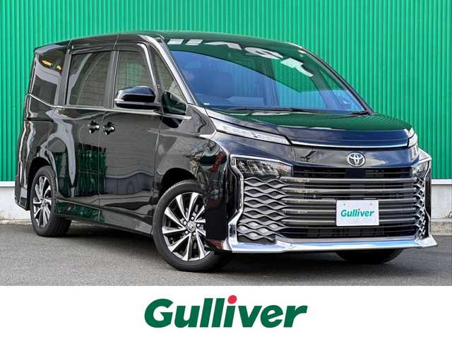 トヨタ ヴォクシー S－Z 宮城県 2024(令6)年 1.7万km アティチュードブラックマイカ ディスプレイオーディオプラス/・車載メモリーナビ/・DVD/CD/・AM/FM/・地デジTV/・12スピーカー/・USB入力/・HDMI入力/・AppleCarPlay/AndroidAuto/・先読みエコドライブ/・ETC2.0ユニット/プロジェクター式LEDヘッドランプ/・アダプティブハイビームシステム/＝＝＝/セーフティセンス/・プリクラッシュセーフティ/・レーントレーシングアシスト/・レーンディパーチャーアラート/・レーダークルーズコントロール/・オートマチックハイビーム/・ロードサインアシスト/・ドライバー異常時対応システム/・プロアクティブドライビングアシスト/・発進遅れ告知機能/パーキングサポートブレーキ（前後方静止物）/純正13インチ後席フリップダウンモニター/両側パワースライドドア/AC100V/革巻きステアリング/ステアリングスイッチ/電動パーキングブレーキ/ブレーキホールド/スマートキー＆プッシュスタート/電動格納ミラー/純正17インチアルミホイール/W//サイド/カーテンエアバッグ