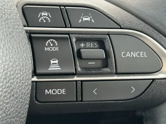 トヨタ ヴォクシー S－Z 宮城県 2024(令6)年 1.7万km アティチュードブラックマイカ ディスプレイオーディオプラス/・車載メモリーナビ/・DVD/CD/・AM/FM/・地デジTV/・12スピーカー/・USB入力/・HDMI入力/・AppleCarPlay/AndroidAuto/・先読みエコドライブ/・ETC2.0ユニット/プロジェクター式LEDヘッドランプ/・アダプティブハイビームシステム/＝＝＝/セーフティセンス/・プリクラッシュセーフティ/・レーントレーシングアシスト/・レーンディパーチャーアラート/・レーダークルーズコントロール/・オートマチックハイビーム/・ロードサインアシスト/・ドライバー異常時対応システム/・プロアクティブドライビングアシスト/・発進遅れ告知機能/パーキングサポートブレーキ（前後方静止物）/純正13インチ後席フリップダウンモニター/両側パワースライドドア/AC100V/革巻きステアリング/ステアリングスイッチ/電動パーキングブレーキ/ブレーキホールド/スマートキー＆プッシュスタート/電動格納ミラー/純正17インチアルミホイール/W//サイド/カーテンエアバッグ