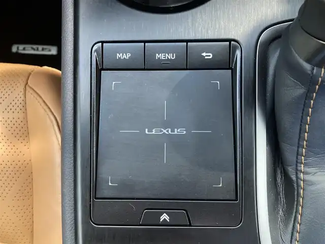 レクサス ＵＸ 250h バージョンL 熊本県 2020(令2)年 2.2万km テレーンカーキマイカM ・スマートキー/・プッシュスタート/・サンルーフ/・プリクラッシュセーフティ/・レーンデパーチャーアラート/・ブラインドスポットモニター/・パーキングサポートアラート/・道路標識アシスト/・先行車発進告知/・オートマチックハイビーム/・クルーズコントロール(追従式)/・茶革シート/・前席パワーシート/・前席シートヒーター ＆エアシート /・ハンドルヒーター /・純正メモリナビ/　【BD・Bluetooth・USB・SD・AUX・MSV】/・フルセグTV/・全方位カメラ/・ETC2.0/・ドライブレコーダー(前後録画)/・パワーバックドア/・LEDヘッドランプ/・LEDフォグランプ/・純正マット