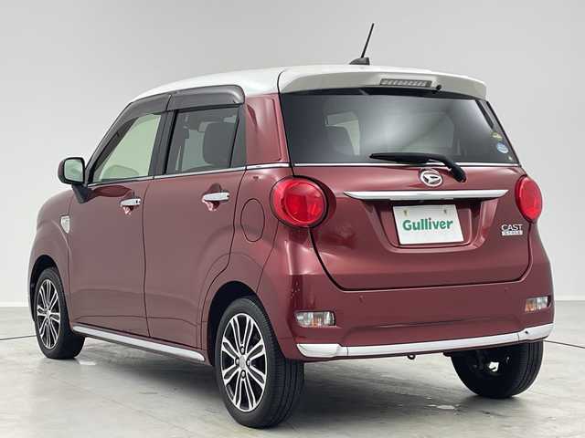 ダイハツ キャスト スタイル G VS SAⅢ 茨城県 2020(令2)年 4.9万km ファイアークォーツレッドM 純正SDナビ/衝突軽減ブレーキ/全方位カメラ　/シートヒーター　/ＵＳＢ/純正15インチアルミホイール　/前後ドライブレコーダー/ＬＥＤヘッドライト/ETC/オートハイビーム　/オートエアコン　/フロアマット　/スマートキー　