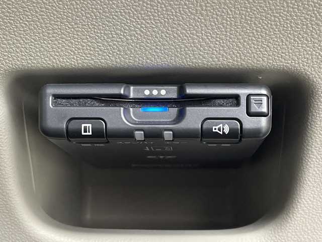 ダイハツ キャスト スタイル G VS SAⅢ 茨城県 2020(令2)年 4.9万km ファイアークォーツレッドM 純正SDナビ/衝突軽減ブレーキ/全方位カメラ　/シートヒーター　/ＵＳＢ/純正15インチアルミホイール　/前後ドライブレコーダー/ＬＥＤヘッドライト/ETC/オートハイビーム　/オートエアコン　/フロアマット　/スマートキー　