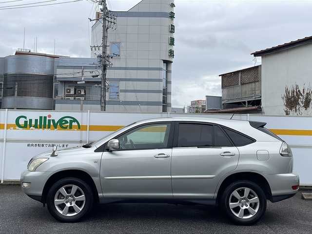 トヨタ ハリアー 240G Lパッケージ 愛知県 2003(平15)年 8.4万km シルバーM /ワンオーナー//純正DVDナビ//AM/FM/CD/MD//ETC//オートエアコン//１２V電源//D席パワーシート//HIDオートライト//Fフォグ//リモコンキー//本革巻きステアリング//電格ミラー//純正フロアマット//トノカバー//純正トランクフロアマット//保証書