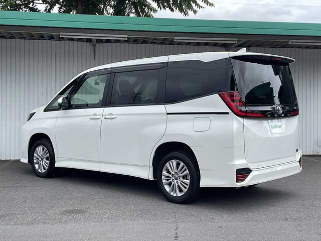 トヨタ ノア ハイブリッド S－G 長野県 2022(令4)年 3.1万km ホワイトパールクリスタルシャイン ４WD/トヨタセーフティセンス/純正メーカーディスプレイオーディオ/バックカメラ/レーダークルーズコントロール/両側パワースライドドア/純正16インチアルミ/スマートキー