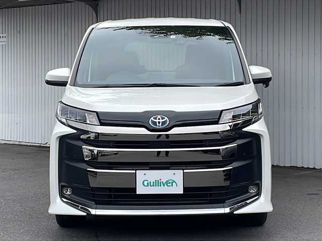 トヨタ ノア ハイブリッド S－G 長野県 2022(令4)年 3.1万km ホワイトパールクリスタルシャイン ４WD/トヨタセーフティセンス/純正メーカーディスプレイオーディオ/バックカメラ/レーダークルーズコントロール/両側パワースライドドア/純正16インチアルミ/スマートキー