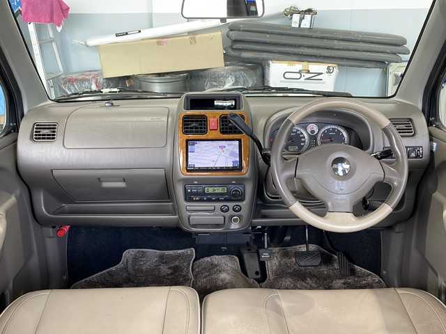 シボレー ＭＷ 富山県 2007(平19)年 10.7万km シルバー 禁煙車/４WD/ＳＤ純正ナビ/フォグランプ/革シート/ＥＴＣ/純正アルミホイール/純正フロアマット/リモコンキー/ミュージックサーバー/スペアキー/Ｗエアバッグ/ワンセグＴＶ/ＤＶＤ再生機能有/ＡＡＣ