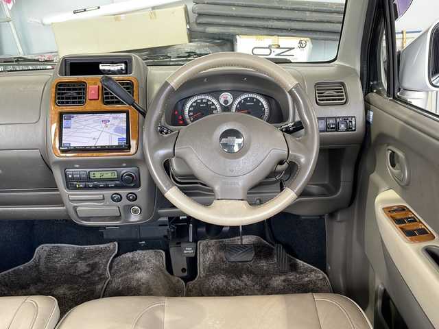 シボレー ＭＷ 富山県 2007(平19)年 10.7万km シルバー 禁煙車/４WD/ＳＤ純正ナビ/フォグランプ/革シート/ＥＴＣ/純正アルミホイール/純正フロアマット/リモコンキー/ミュージックサーバー/スペアキー/Ｗエアバッグ/ワンセグＴＶ/ＤＶＤ再生機能有/ＡＡＣ