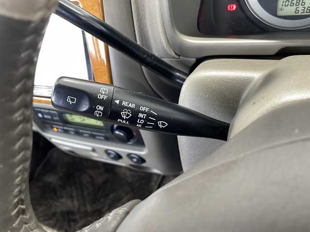 シボレー ＭＷ 富山県 2007(平19)年 10.7万km シルバー 禁煙車/４WD/ＳＤ純正ナビ/フォグランプ/革シート/ＥＴＣ/純正アルミホイール/純正フロアマット/リモコンキー/ミュージックサーバー/スペアキー/Ｗエアバッグ/ワンセグＴＶ/ＤＶＤ再生機能有/ＡＡＣ