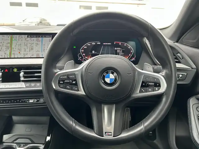 ＢＭＷ Ｍ２３５ｉ グランクーペ xDrive 道東・釧路十勝 2020(令2)年 6.6万km アルピンホワイトⅢ ワンオーナー/パノラマガラスサンルーフ/I Drive ナビゲーションパッケージ/　BT/Type-C/USB/リアビューモニター/ミラーETC/BMWライブコックピット/インテリジェントセーフティ/衝突軽減ブレーキ/レーンキーピングアシスト/アクティブクルーズコントロール/アクティブパーク・ディスタンス・コントロール/パーキングアシスト/ブラインドスポットモニター/電動フロントシート/前席シートヒーター/ワイヤレス充電/純正18インチAW/LEDヘッドライト/純正フロアマット