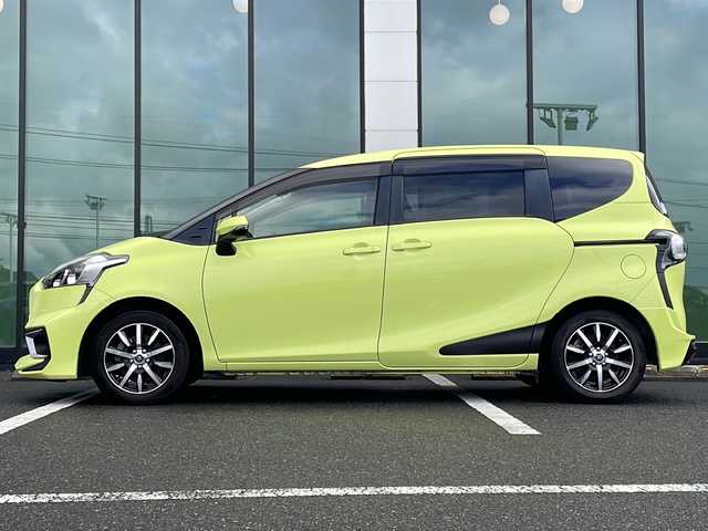 トヨタ シエンタ G 福岡県 2016(平28)年 10.4万km エアーイエロー 純正メモリナビ/（ＣＮ－ＲＳ０２ＷＤ）/バックカメラ/ＢＴ接続/フルセグTV/両側パワースライドドア/モデリスタエアロ/アイドリングストップ/純正15インチアルミホイール/純正ドアバイザー/2列目チップアップシート/スマートキー/プッシュスタート
