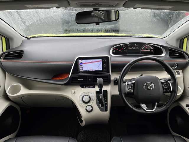 トヨタ シエンタ G 福岡県 2016(平28)年 10.4万km エアーイエロー 純正メモリナビ/（ＣＮ－ＲＳ０２ＷＤ）/バックカメラ/ＢＴ接続/フルセグTV/両側パワースライドドア/モデリスタエアロ/アイドリングストップ/純正15インチアルミホイール/純正ドアバイザー/2列目チップアップシート/スマートキー/プッシュスタート