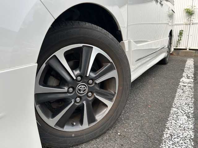トヨタ ヴォクシー ZS 煌Ⅱ 茨城県 2020(令2)年 5.9万km ホワイトパールクリスタルシャイン プリクラッシュセーフティ（衝突経変）/レーンディパーチャー/アイドリングストップ/コーナーセンサー/純正モニター/バックカメラ/フルセグ/Bluetooth/ETC/両側パワースライドドア/格納3列シート/ウォークスルー