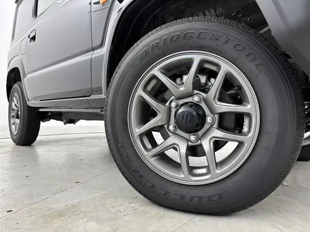 スズキ ジムニー XC 福岡県 2025(令7)年 0.1千km ブルーイッシュブラックパール3 届出済未使用　/クルーズコントロール　/コーナーセンサー　/衝突軽減ブレーキ　/レーンキープ　/ヒルディセントコントロール　/アイドリングストップ　/シートヒーター　/ヒーテッドドアミラー　/純正１６インチＡＷ　/ＬＥＤヘッドライト