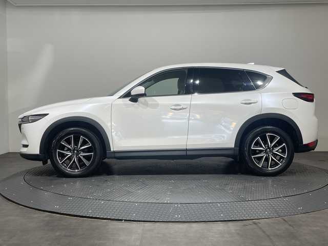 マツダ ＣＸ－５ XD Lパッケージ 愛媛県 2020(令2)年 5万km スノーフレイクホワイトパールマイカ ８．８型ナビ/フルセグ／Ｂｌｕｅｔｏｏｔｈ／ＵＳＢ/衝突軽減ブレーキ/レーダークルーズコントロール/レーンキープアシスト/ブラインドスポットモニター/ＥＴＣ/前後コーナーセンサー/ＤＮ席パワーシート/全席シートヒーター/オートマチックハイビーム/LEDヘッドライト/パワーバックドア