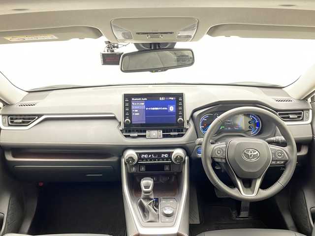 トヨタ ＲＡＶ４ 千葉県 2020(令2)年 1.5万km ホワイトパールクリスタルシャイン 衝突軽減ブレーキ/レーンキープアシスト/レーダークルーズコントロール/オートマチックハイビーム/純正メモリナビ/（フルセグ/Bluetooth/FM/AM/USB）/バックカメラ/ＥＴＣ/ドライブレコーダー（前後）/アイドリングストップ/ステアリングヒーター/シートヒーター（運転席＋助手席）/シートメモリー/LEDヘッドライト/フォグライト/電動格納ミラー/W＋サイド＋カーテンエアバッグ