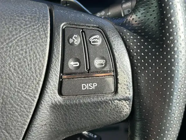 レクサス ＬＳ 460 Fスポーツ 和歌山県 2013(平25)年 6.6万km ホワイトノーヴァガラスフレーク サンルーフ/純正ナビ/バックカメラ/（BT/CD/DVD）/クルーズコントロール/クリアランスソナー/フロアマット/レザーシート/パワーシート/ポジションメモリー/シートヒーター/シートエアベンチレーション/純正アルミホイール/純正フロアマット/キセノンヘッドライト/フォグランプ/オートライト