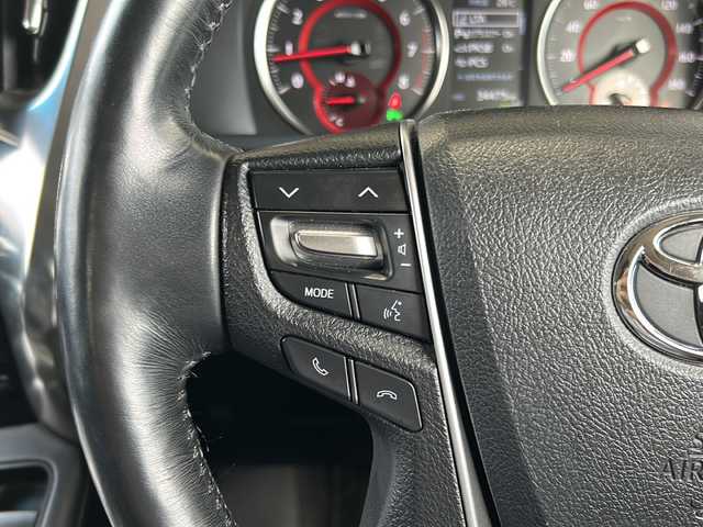 トヨタ ヴェルファイア Z Gエディション 静岡県 2019(令1)年 3.5万km バーニングブラッククリスタルシャインガラスフレーク 【安全装備】/トヨタセーフティセンス/プリクラッシュセーフティ/（ミリ波レーダー・単眼カメラ・昼自転車運転者＆夜間歩行者検知機能付）/（対車両：自車車速域約10km/hから最高速度：最大約40km/h減速可）/（対歩行者：自車車速域約10km/hから80km/h間：最大約30km/h減速可）/レーダークルーズコントロール（全車速追従機能付/ブレーキ制御付）/レーントレーシングアシスト（LTA）（作動車速：50km/h以上時）/（ステアリング操作支援）/ロードサインアシスト（RSA）（道路標識認識支援）/オートマチックハイビーム/【主要装備】/レザーシート　/純正１０インチナビ　/バックカメラ　/フルセグテレビ　/純正１２インチフリップダウンモニター　/三眼ＬＥＤヘッドライト　/トヨタセーフティセンス　/パワーバックドア　/両側パワスラ　/シートヒーター