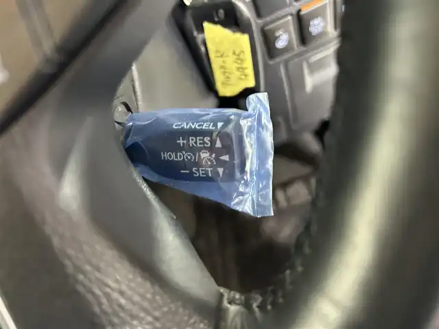 トヨタ アルファード S Cパッケージ 佐賀県 2019(平31)年 5.5万km ホワイトパールクリスタルシャイン アルパイン製11インチナビ/フルセグTV/CD/DVD/Bluetooth/アルパイン製12.8インチフリップダウンモニター/ワンオーナー/バックカメラ/衝突被害軽減システム/ブラインドスポットモニター/レーダークルーズコントロール/レーンアシスト/ロードサインアシスト/パーキングサポートブレーキ/クリアランスソナー/オートライト/オートマチックハイビーム/3眼LEDヘッドライト/LEDフォグライト/前後ドライブレコーダー/ビルトインETC/電動パーキング/ブレーキホールド/ステアリングヒーター/両側パワースライドドア/パワーバックドア/運転席・助手席シートヒータ/運転席・助手席エアシート/運転席・助手席パワーシート/メモリーシート/合皮シート/ISOFIX対応/純正18インチアルミホイール/純正フロアマット/スマートキー