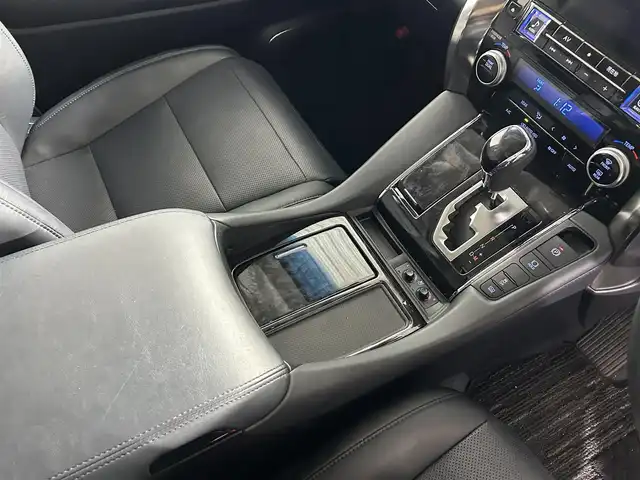 トヨタ アルファード S Cパッケージ 佐賀県 2019(平31)年 5.5万km ホワイトパールクリスタルシャイン アルパイン製11インチナビ/フルセグTV/CD/DVD/Bluetooth/アルパイン製12.8インチフリップダウンモニター/ワンオーナー/バックカメラ/衝突被害軽減システム/ブラインドスポットモニター/レーダークルーズコントロール/レーンアシスト/ロードサインアシスト/パーキングサポートブレーキ/クリアランスソナー/オートライト/オートマチックハイビーム/3眼LEDヘッドライト/LEDフォグライト/前後ドライブレコーダー/ビルトインETC/電動パーキング/ブレーキホールド/ステアリングヒーター/両側パワースライドドア/パワーバックドア/運転席・助手席シートヒータ/運転席・助手席エアシート/運転席・助手席パワーシート/メモリーシート/合皮シート/ISOFIX対応/純正18インチアルミホイール/純正フロアマット/スマートキー