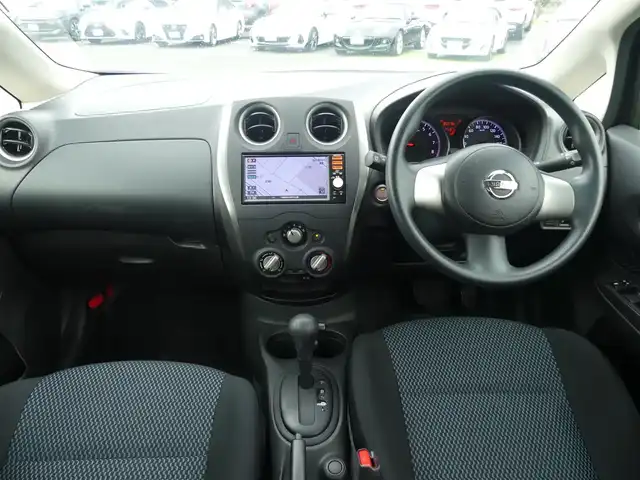 日産 ノート X エマージェンシーブレーキ 千葉県 2014(平26)年 3.6万km オーロラモーヴ エマージェンシーブレーキ/アイドリングストップ/純正SDナビ/地デジTV/【CD再生機能】/バックカメラ/インテリジェントキー