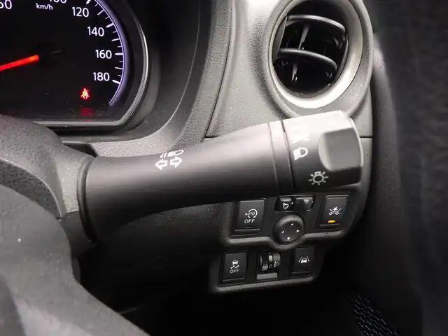 日産 ノート X エマージェンシーブレーキ 千葉県 2014(平26)年 3.6万km オーロラモーヴ エマージェンシーブレーキ/アイドリングストップ/純正SDナビ/地デジTV/【CD再生機能】/バックカメラ/インテリジェントキー