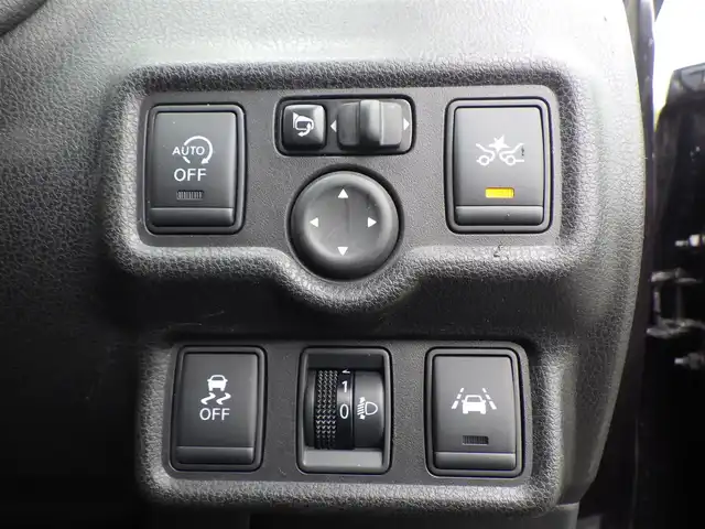 日産 ノート X エマージェンシーブレーキ 千葉県 2014(平26)年 3.6万km オーロラモーヴ エマージェンシーブレーキ/アイドリングストップ/純正SDナビ/地デジTV/【CD再生機能】/バックカメラ/インテリジェントキー