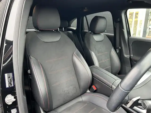 メルセデス・ベンツ ＧＬＡ２００ｄ 4マチック AMGライン 埼玉県 2020(令2)年 5.1万km 黒 ワンオーナー /黒半革シート /ACC /純正ナビ /レーダーセーフティーパッケージ /ナビゲーションパッケージ /アンビエントライト /全周囲カメラ /レーンチェンジアシスト /ブラインドスポットモニター /前席シートヒータ /ドライブレコーダー