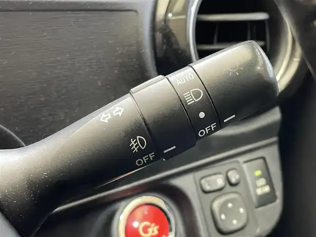 トヨタ アクア G G’s 岩手県 2015(平27)年 10.6万km ライムホワイトパールクリスタルシャイン 寒冷地仕様/専用エクステリア・インテリア/専用セッティングダンパー・ローダウンスプリング/専用アルカンターラ・合成皮革コンビスポーツシート/クルーズコントロール/横滑り防止装置/シートヒーター/オートエアコン/純正ナビ/フルセグTV/ステアリングスイッチ/バックカメラ/ETC/オートライト/LEDヘッドライト/LEDフォグライト/純正１７インチアルミホイール/純正フロアマット