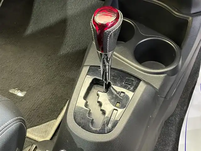 トヨタ アクア G G’s 岩手県 2015(平27)年 10.6万km ライムホワイトパールクリスタルシャイン 寒冷地仕様/専用エクステリア・インテリア/専用セッティングダンパー・ローダウンスプリング/専用アルカンターラ・合成皮革コンビスポーツシート/クルーズコントロール/横滑り防止装置/シートヒーター/オートエアコン/純正ナビ/フルセグTV/ステアリングスイッチ/バックカメラ/ETC/オートライト/LEDヘッドライト/LEDフォグライト/純正１７インチアルミホイール/純正フロアマット