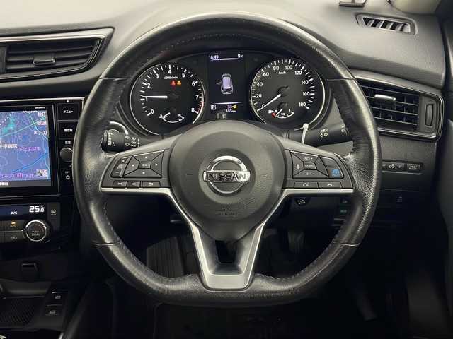 日産 エクストレイル 20Xi 秋田県 2018(平30)年 5.3万km チタニウムカーキ 4WD/純正ナビ　/フルセグTV/CD/DVD/Bluetooth/アラウンドビューカメラ　/プロパイロット　/パワーバックドア　/衝突軽減防止ブレーキ　/横滑り防止装置　/レーンキープアシスト/ダウンヒルアシストコントロール/前後クリアランスソナー/前方ドラレコ　/ビルトインＥＴＣ　/ＬＥＤヘッドライト　/オービスレーダー　/フォグランプ/スマートキー/純正フロアマット/純正アルミホイール