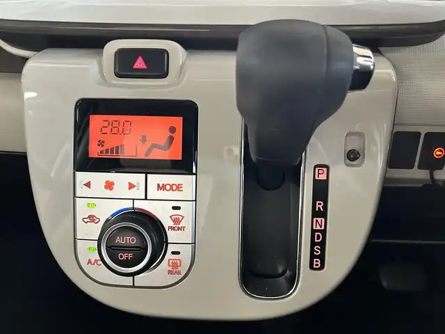 ダイハツ ムーヴ キャンバス G メイクアップ リミテッド　SAⅢ 愛知県 2020(令2)年 2.4万km パールホワイトⅢ/ナチュラルベージュマイカメタリック 2トーン エンジンスタートボタン/純正ナビ（フルセグTV/Bluetooth/DVD）/衝突軽減システム/横滑り防止装置/Wエアバック/車外カメラ（全方位・バック）/LEDライト/オートマチックハイビーム/社外フロアマット