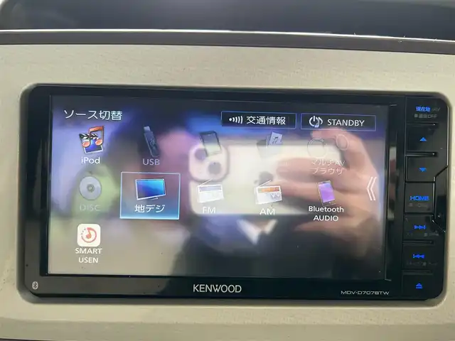 ダイハツ ムーヴ キャンバス G メイクアップ リミテッド　SAⅢ 愛知県 2020(令2)年 2.4万km パールホワイトⅢ/ナチュラルベージュマイカメタリック 2トーン エンジンスタートボタン/純正ナビ（フルセグTV/Bluetooth/DVD）/衝突軽減システム/横滑り防止装置/Wエアバック/車外カメラ（全方位・バック）/LEDライト/オートマチックハイビーム/社外フロアマット