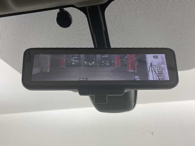 日産 セレナ e－パワー ハイウェイスター V 愛知県 2018(平30)年 6.2万km カシミヤグレージュ 禁煙車/純正9インチナビ/（CD/DVD/Bluetooth/フルセグTV/SD)/全方位カメラ/セーフティパックB/・プロパイロット/・車線逸脱防止支援システムシステム/・インテリジェントパーキングアシスト/・ふらつき警報/・前後クリアランスソナー/・電動パーキングブレーキ/・オートブレーキホールド/・ヒーター付きドアミラー/・SRSカーテンエアバッグ＆サイドエアバッグ/・ステアリングスイッチ/衝突軽減ブレーキ/オートマチックハイビーム/レーダークルーズコントロール/標識認識機能/ETC/インテリジェントルームミラー/前席シートヒーター/ステアリングヒーター/両側パワースライドドア/純正15インチアルミホイール/スマートキー/スペアキー1本/プッシュスタート/LEDヘッドライト/フロントフォグランプ/純正フロアマット/横滑り防止装置/電動格納ミラー/オートエアコン