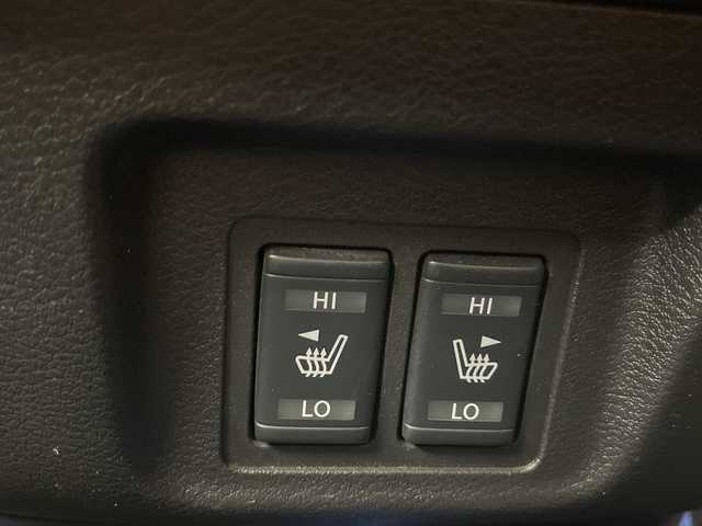 日産 セレナ e－パワー ハイウェイスター V 愛知県 2018(平30)年 6.2万km カシミヤグレージュ 禁煙車/純正9インチナビ/（CD/DVD/Bluetooth/フルセグTV/SD)/全方位カメラ/セーフティパックB/・プロパイロット/・車線逸脱防止支援システムシステム/・インテリジェントパーキングアシスト/・ふらつき警報/・前後クリアランスソナー/・電動パーキングブレーキ/・オートブレーキホールド/・ヒーター付きドアミラー/・SRSカーテンエアバッグ＆サイドエアバッグ/・ステアリングスイッチ/衝突軽減ブレーキ/オートマチックハイビーム/レーダークルーズコントロール/標識認識機能/ETC/インテリジェントルームミラー/前席シートヒーター/ステアリングヒーター/両側パワースライドドア/純正15インチアルミホイール/スマートキー/スペアキー1本/プッシュスタート/LEDヘッドライト/フロントフォグランプ/純正フロアマット/横滑り防止装置/電動格納ミラー/オートエアコン