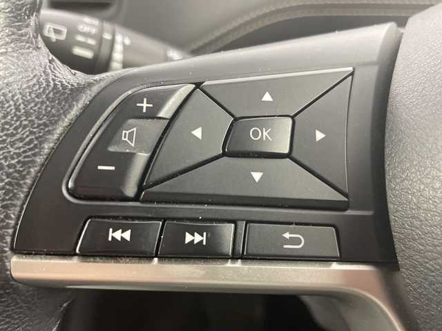 日産 セレナ e－パワー ハイウェイスター V 愛知県 2018(平30)年 6.2万km カシミヤグレージュ 禁煙車/純正9インチナビ/（CD/DVD/Bluetooth/フルセグTV/SD)/全方位カメラ/セーフティパックB/・プロパイロット/・車線逸脱防止支援システムシステム/・インテリジェントパーキングアシスト/・ふらつき警報/・前後クリアランスソナー/・電動パーキングブレーキ/・オートブレーキホールド/・ヒーター付きドアミラー/・SRSカーテンエアバッグ＆サイドエアバッグ/・ステアリングスイッチ/衝突軽減ブレーキ/オートマチックハイビーム/レーダークルーズコントロール/標識認識機能/ETC/インテリジェントルームミラー/前席シートヒーター/ステアリングヒーター/両側パワースライドドア/純正15インチアルミホイール/スマートキー/スペアキー1本/プッシュスタート/LEDヘッドライト/フロントフォグランプ/純正フロアマット/横滑り防止装置/電動格納ミラー/オートエアコン