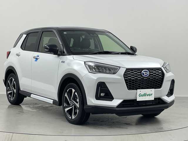 ダイハツ ロッキー プレミアム G HEV 福島県 2025(令7)年 0.1千km ブラックマイカメタリック/シャイニングホワイトパール /パノラマモニターパック9インチスマホ連携ディスプレイオーディオ(132000円)//登録済未使用車//全方位モニター//ＨＤＭＩ//フルセグＴＶ//ＬＥＤライト//シートヒーター//クリアランスソナー//オートハイビーム//電動パーキングブレーキ//レーンキープアシスト//オートハイビーム//取扱説明書//保証書//スペアキー