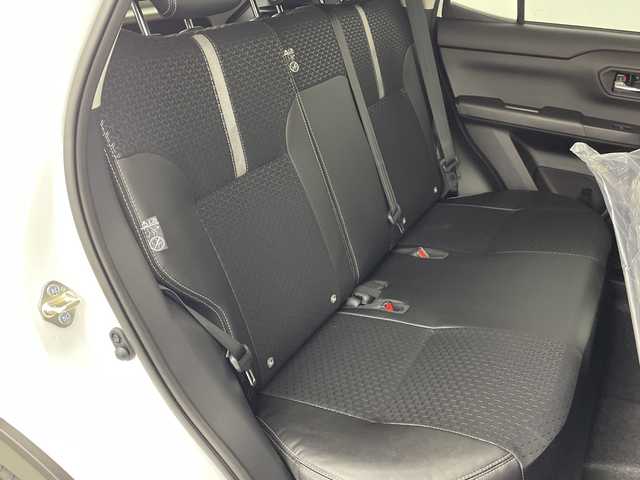 ダイハツ ロッキー プレミアム G HEV 福島県 2025(令7)年 0.1千km ブラックマイカメタリック/シャイニングホワイトパール /パノラマモニターパック9インチスマホ連携ディスプレイオーディオ(132000円)//登録済未使用車//全方位モニター//ＨＤＭＩ//フルセグＴＶ//ＬＥＤライト//シートヒーター//クリアランスソナー//オートハイビーム//電動パーキングブレーキ//レーンキープアシスト//オートハイビーム//取扱説明書//保証書//スペアキー