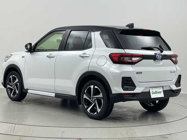 ダイハツ ロッキー プレミアム G HEV 福島県 2025(令7)年 0.1千km ブラックマイカメタリック/シャイニングホワイトパール /パノラマモニターパック9インチスマホ連携ディスプレイオーディオ(132000円)//登録済未使用車//全方位モニター//ＨＤＭＩ//フルセグＴＶ//ＬＥＤライト//シートヒーター//クリアランスソナー//オートハイビーム//電動パーキングブレーキ//レーンキープアシスト//オートハイビーム//取扱説明書//保証書//スペアキー