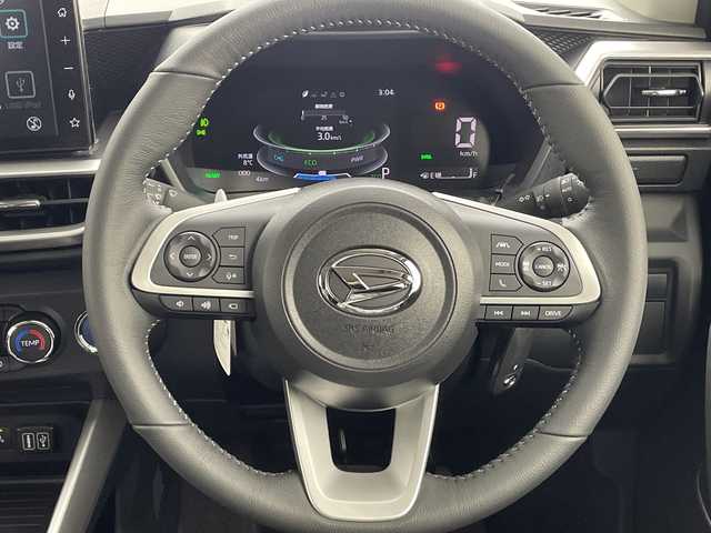 ダイハツ ロッキー プレミアム G HEV 福島県 2025(令7)年 0.1千km ブラックマイカメタリック/シャイニングホワイトパール /パノラマモニターパック9インチスマホ連携ディスプレイオーディオ(132000円)//登録済未使用車//全方位モニター//ＨＤＭＩ//フルセグＴＶ//ＬＥＤライト//シートヒーター//クリアランスソナー//オートハイビーム//電動パーキングブレーキ//レーンキープアシスト//オートハイビーム//取扱説明書//保証書//スペアキー