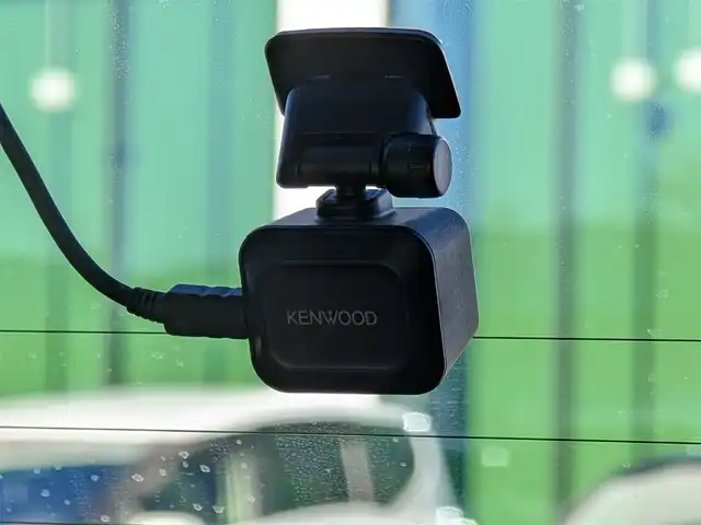 日産 エクストレイル 20X 福井県 2012(平24)年 13.7万km ブリリアントホワイトパール ４WD/純正メモリナビ/AM/FM/フルセグ/BT/CD/DVD/バックカメラ/横滑り防止装置/盗難防止装置/寒冷地仕様/前後ドライブレコーダー/ETC/全席シートヒーター/フロントシート防水加工/ダブルエアバッグ/純正フロアマット/純正17インチAW/キセノンヘッドライト/Fフォグ/スマートキー