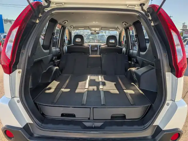 日産 エクストレイル 20X 福井県 2012(平24)年 13.7万km ブリリアントホワイトパール ４WD/純正メモリナビ/AM/FM/フルセグ/BT/CD/DVD/バックカメラ/横滑り防止装置/盗難防止装置/寒冷地仕様/前後ドライブレコーダー/ETC/全席シートヒーター/フロントシート防水加工/ダブルエアバッグ/純正フロアマット/純正17インチAW/キセノンヘッドライト/Fフォグ/スマートキー