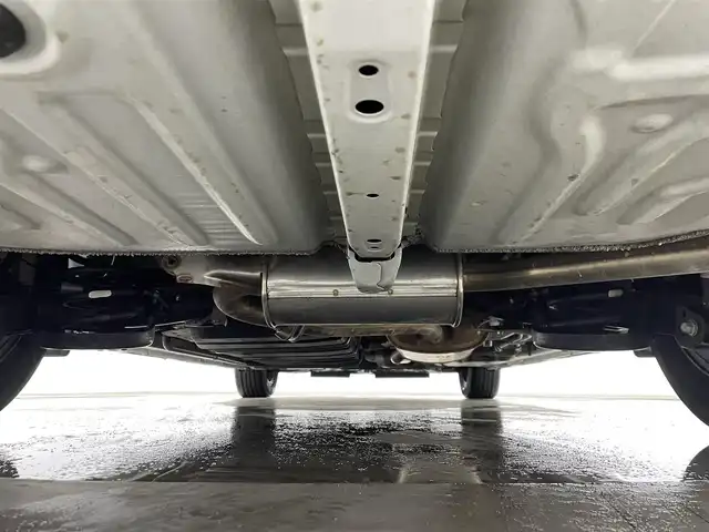 トヨタ ヴォクシー ZS 煌Ⅲ 大分県 2020(令2)年 3.1万km ホワイトパールクリスタルシャイン 禁煙車/純正9型SDナビ(フルセグTV/CD/DVD/BT)/バックカメラ/後席モニター/モデリスタエアロ/コーナーセンサー/トヨタセーフティーセンス/両側パワスラ/クルーズコントロール/ドライブレコーダー/ETC2.0/USB入力端子/LEDヘッドライト/純正フロアマット/純正16インチアルミホイール
