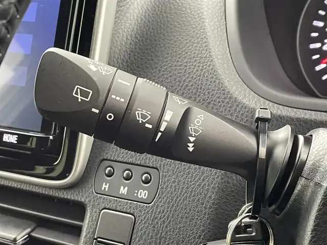 トヨタ ヴォクシー ZS 煌Ⅲ 大分県 2020(令2)年 3.1万km ホワイトパールクリスタルシャイン 禁煙車/純正9型SDナビ(フルセグTV/CD/DVD/BT)/バックカメラ/後席モニター/モデリスタエアロ/コーナーセンサー/トヨタセーフティーセンス/両側パワスラ/クルーズコントロール/ドライブレコーダー/ETC2.0/USB入力端子/LEDヘッドライト/純正フロアマット/純正16インチアルミホイール