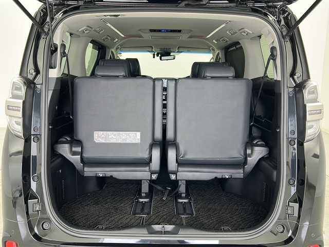 トヨタ ヴェルファイア Z Gエディション 宮城県 2018(平30)年 2.7万km ブラック モデリスタフルエアロ/トヨタセーフティセンス/・プリクラッシュセーフティ/・レーダークルーズコントロール/・レーンキープアシスト/・オートマチックハイビーム/デジタルインナーミラー/三眼LEDヘッドライト/シーケンシャルランプ/純正12型フリップダウンモニター/純正10型ナビ/・CD.DVD.SD.Bluetooth/フルセグTV（走行中視聴可能）/バックモニター/両側パワースライドドア/電動リアゲート/レザーシート/・パワーシート（1/2列目）/・シートヒーター（前席）/・シートベンチレーション（前席）/ビルトインETC2.0/AC100V充電/ステアリングヒーター/革巻きステアリング/ステアリングリモコン/プッシュスタート/スマートキー/純正18インチアルミホイール/純正フロアマット/後席ロールサンシェード